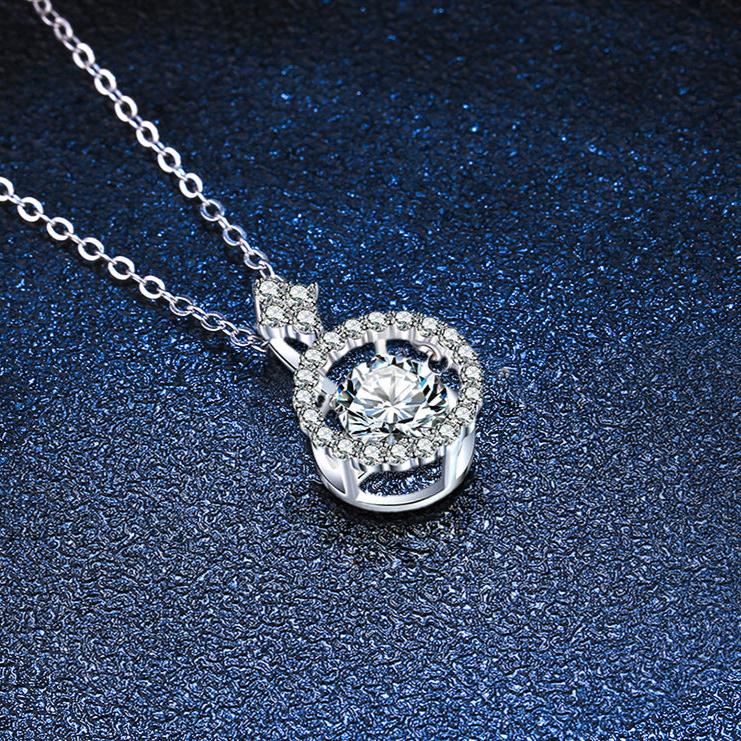 S925 sterling silver pulsating heart moissanite pendant female light chasing smart clavicle chain moissanite necklace