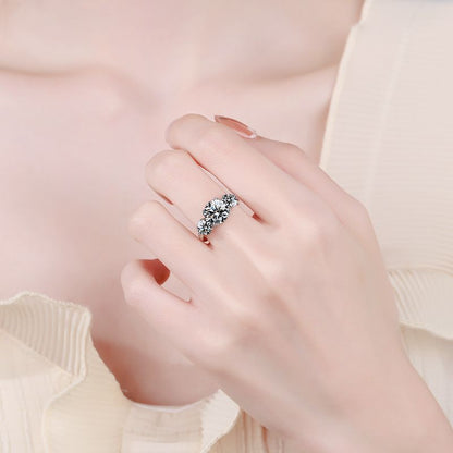 s925 sterling silver ring female ring platinum plated three-life stone luxury 3 carat moissanite ring