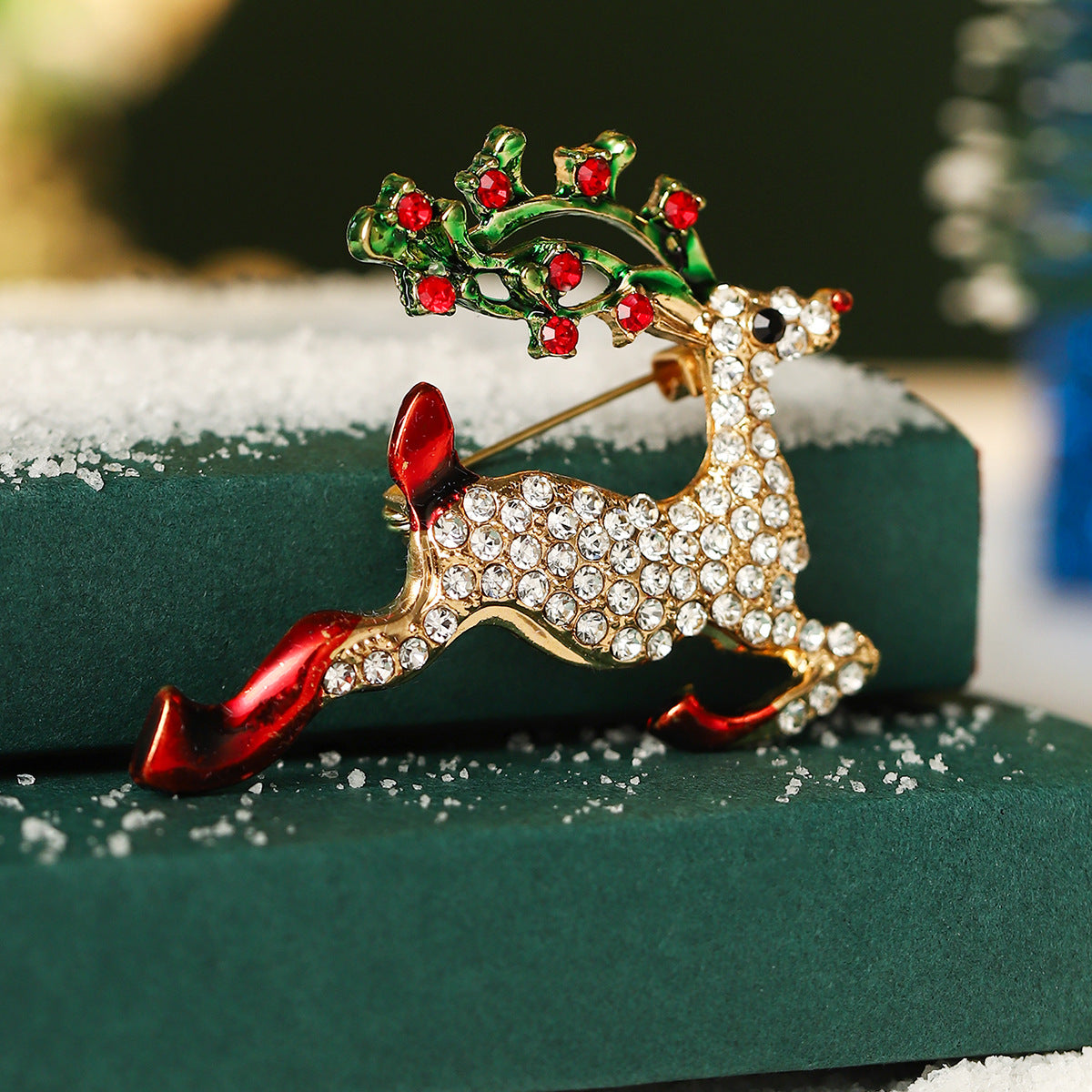 Cartoon Brooch Creative Design Diamond-Embedded Tree Christmas Eve Fruit Crutch Holiday Christmas Brooch