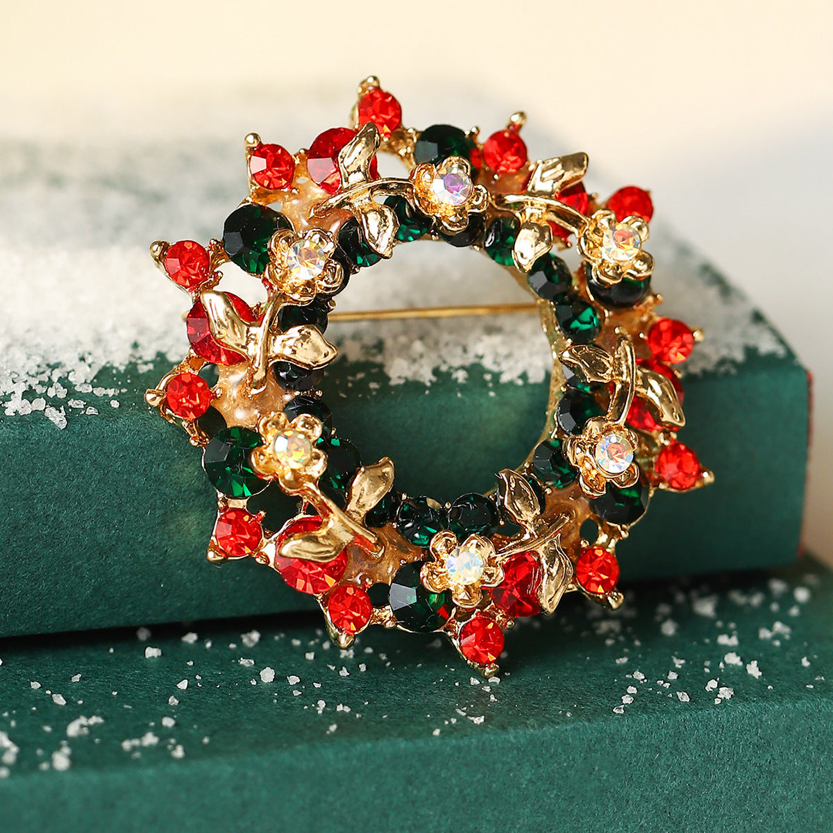 Cartoon Brooch Creative Design Diamond-Embedded Tree Christmas Eve Fruit Crutch Holiday Christmas Brooch