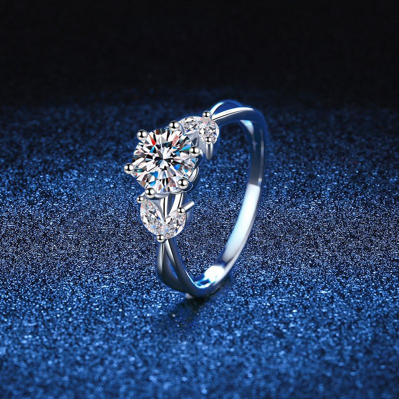 s925 women's sterling silver ring moissanite ring female high-end style blooming flower 1 carat D color moissanite ring