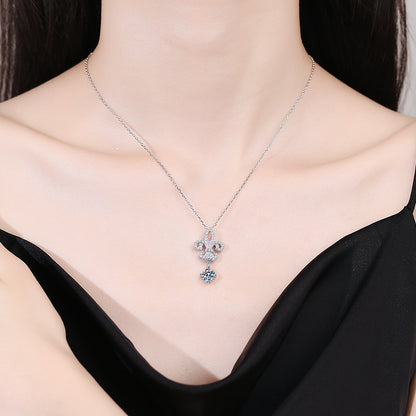 s925Sterling Silver Pendant Moissanite Necklace Crown Queen Flower-De-Luce High-Grade Sense1Carat D Color Diamond Necklace